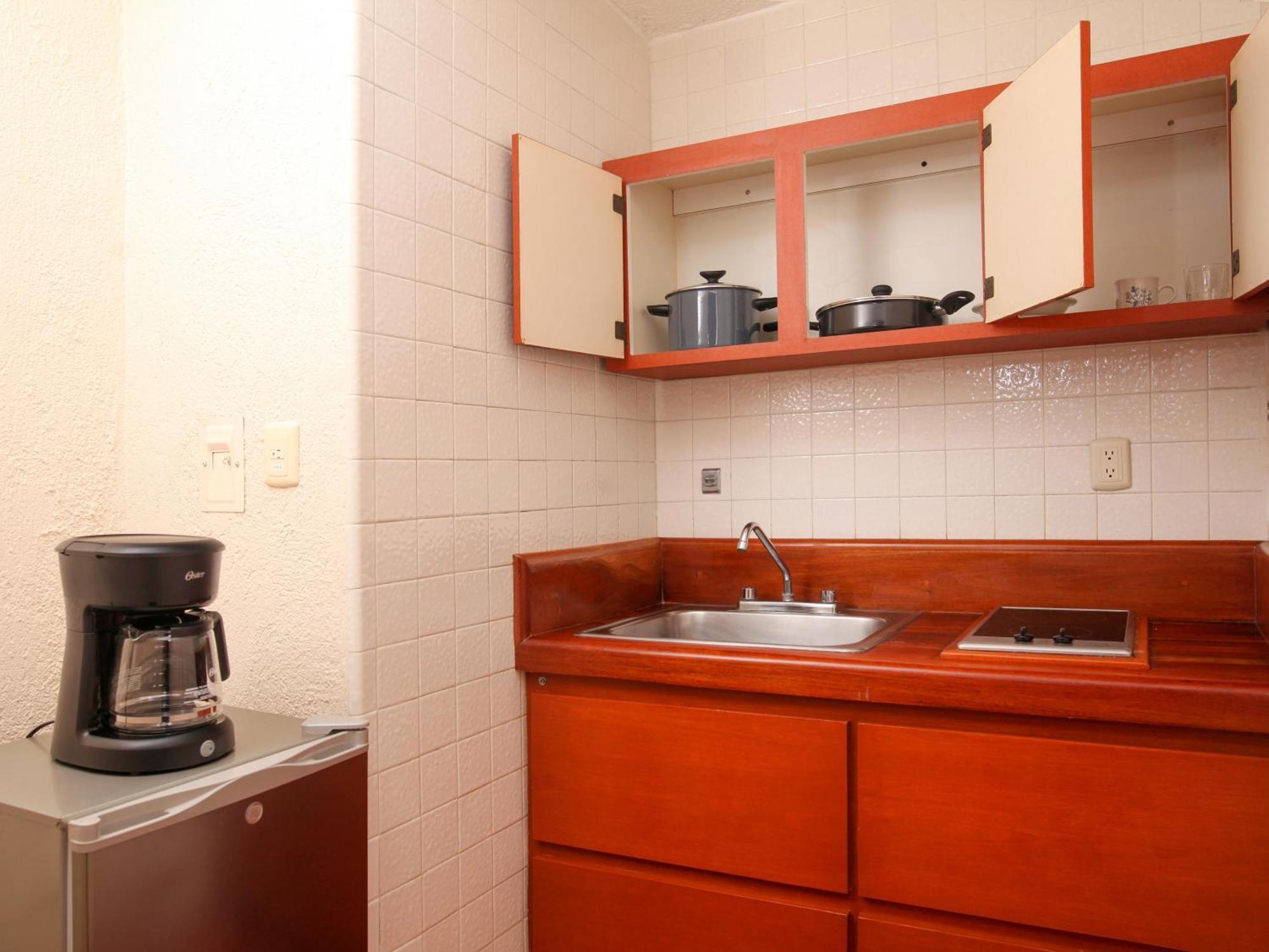 Suites Colonial Cozumel Bagian luar foto